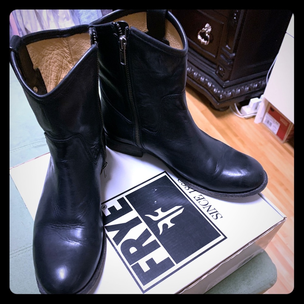 Frye Billy Boots size 8 women